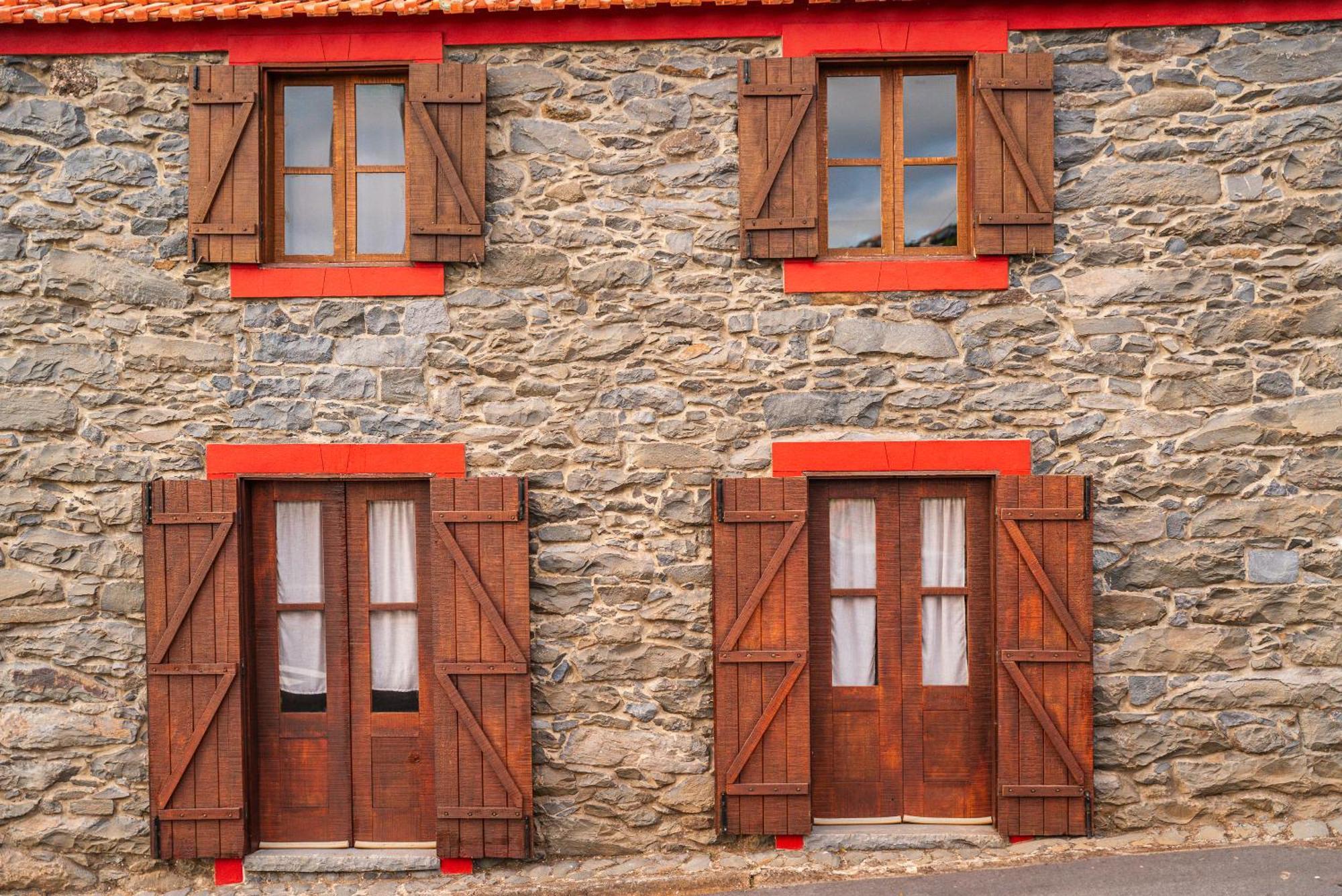 King'S House - Centennial House Ribeira do Raposo Bagian luar foto