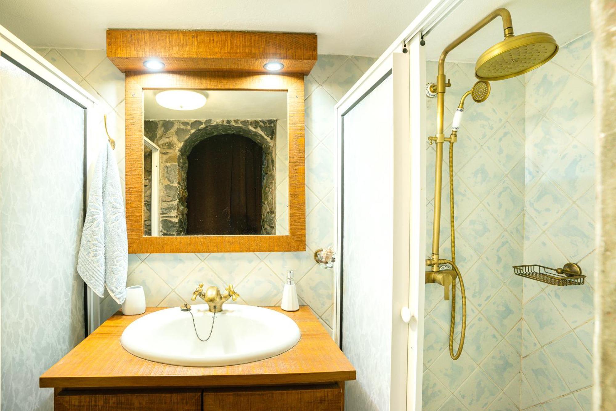 King'S House - Centennial House Ribeira do Raposo Bagian luar foto