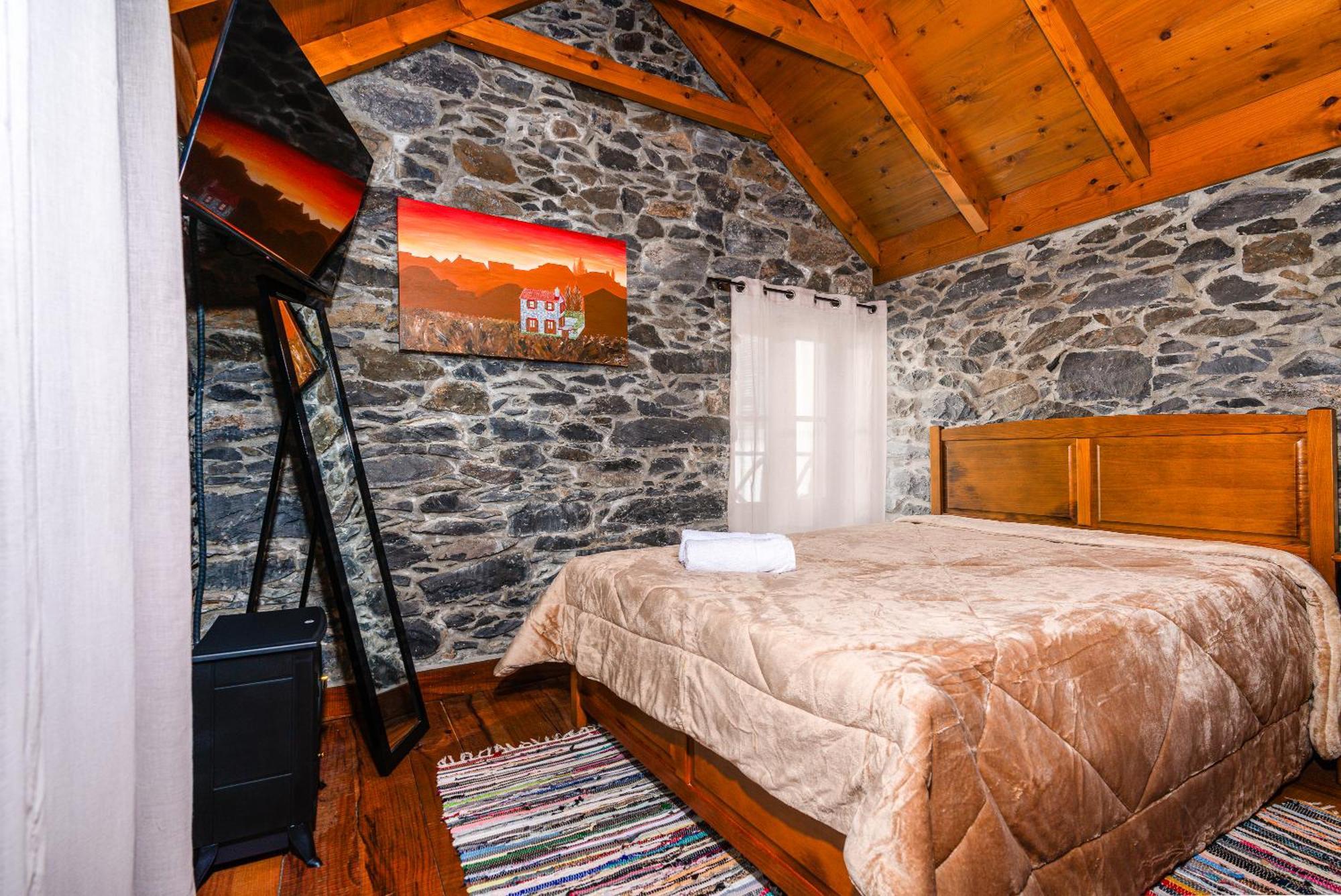 King'S House - Centennial House Ribeira do Raposo Bagian luar foto